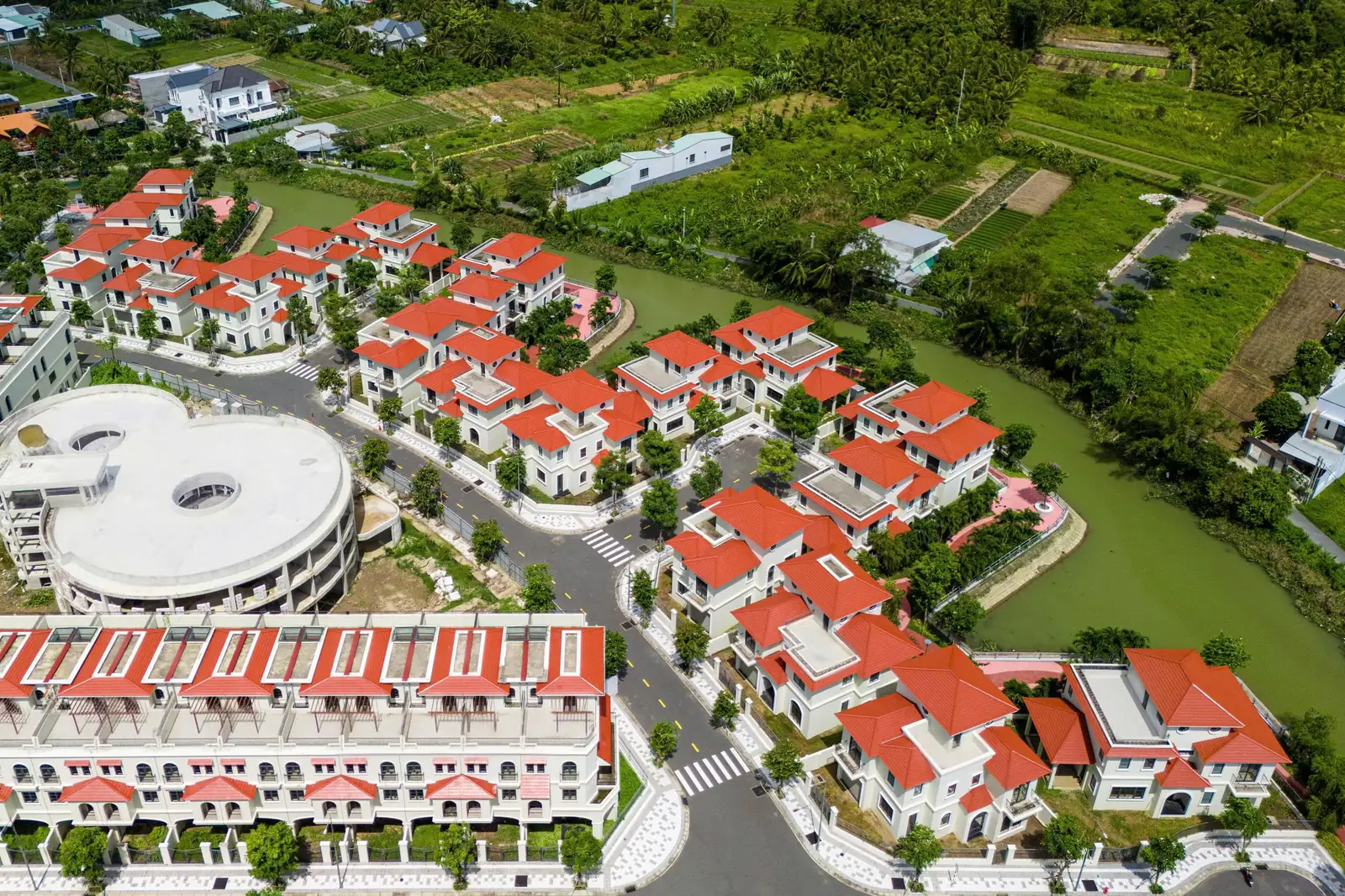 Khu biệt thự compound T&T Elite Rivera Vĩnh Long quanh công viên