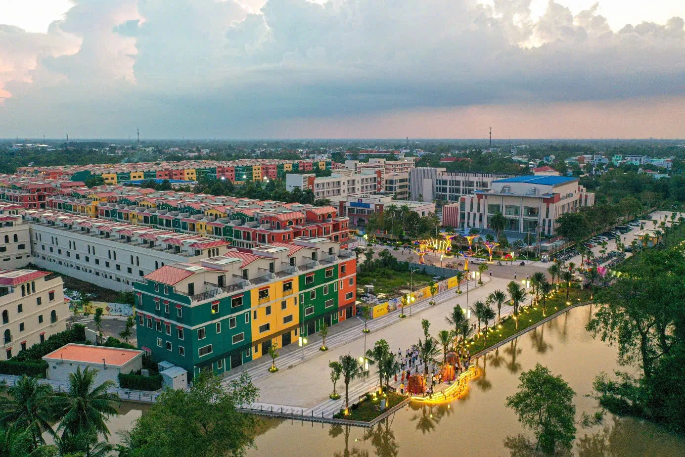 Ảnh thực tế trên cao khu nhà phố shophouse T&T Elite Rivera Vĩnh Long